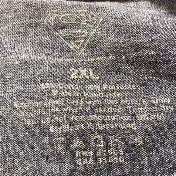 Vintage Superman shirt. Large logo on front.  In good condition.  Size XXL - Picture 2 of 2
